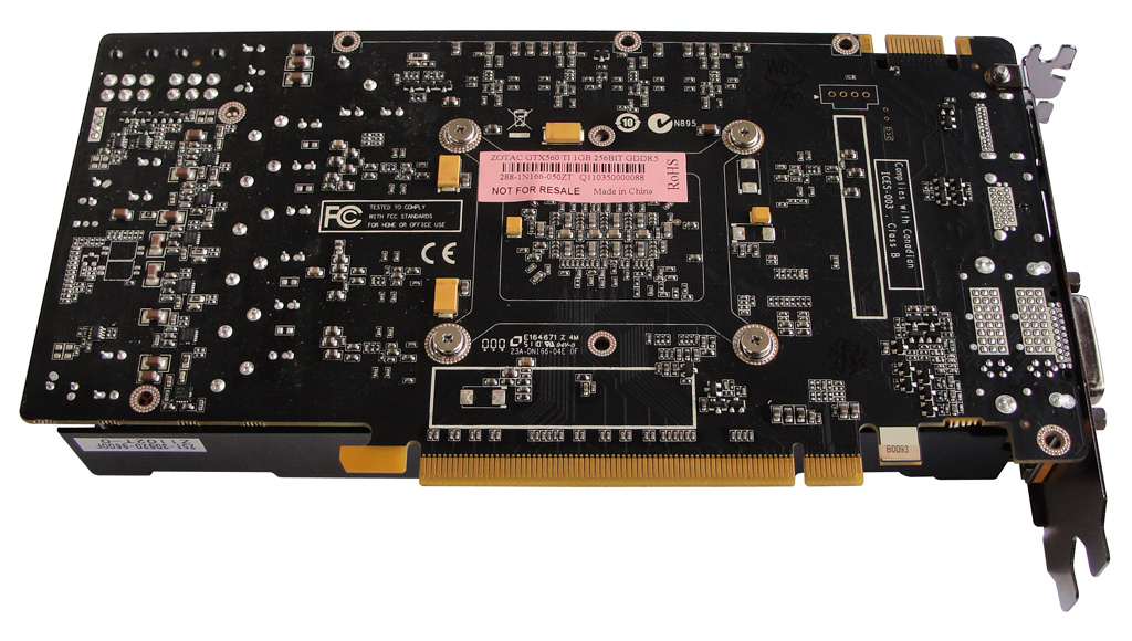 Die ZOTAC GeForce GTX 560 Ti von der Unterseite.
