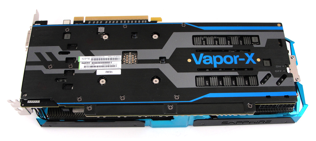 Die Rückseite der Sapphire Vapor-X Radeon R9 290X Tri-X mit 8 GB Speicher.
