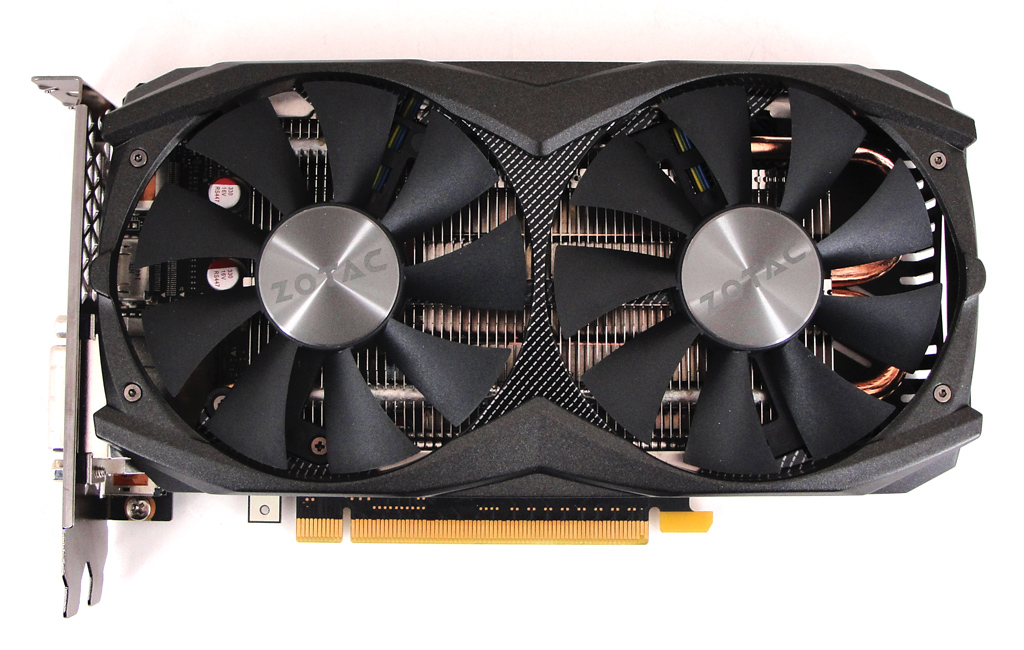 Neue Kühlung: Die AMP! Edition GTX 960 mit zwei Lüftern.