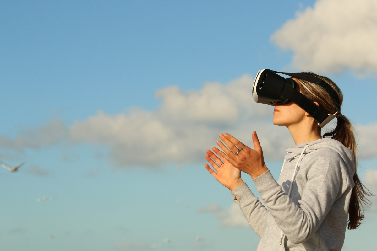 Virtual Reality ist in vielen Bereichen des Alltags präsent (Bildquelle: Pexels)
