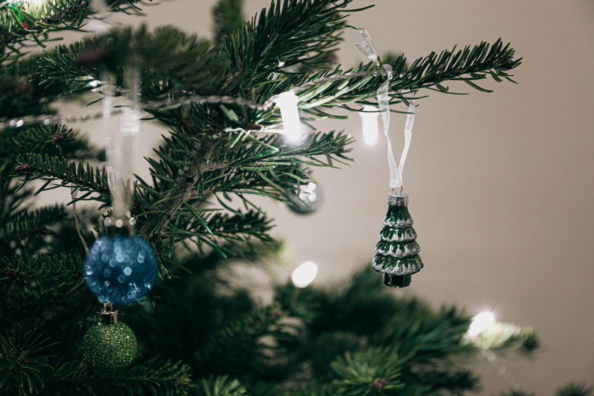 Wir wünschen ein frohes Weihnachtsfest und erholsame Feiertage!