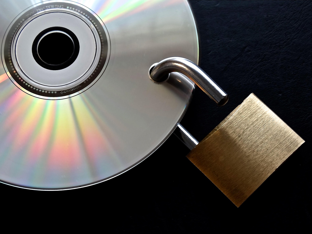 Backups in der Praxis: Windows, macOS und NAS in 60 Minuten absichern.
